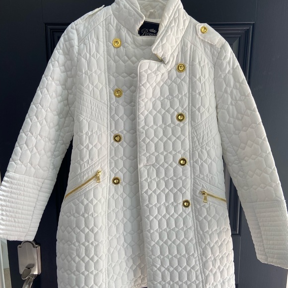 Jackets & Coats The Cutest Lightweight White Quilted Coat Poshmark